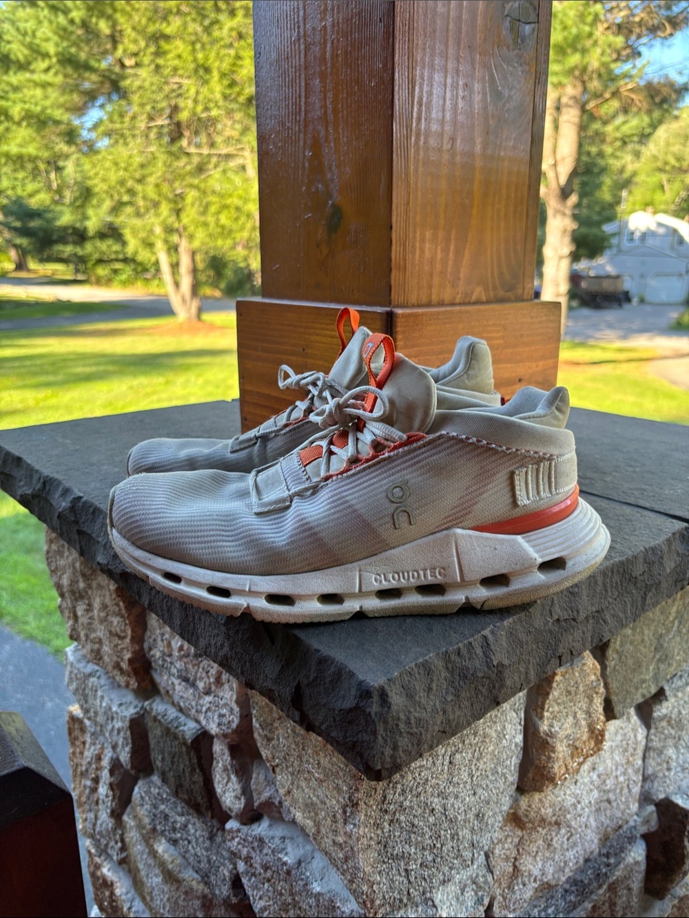 On Running CloudTec Running Shoes - Light rGray with Orange Trim